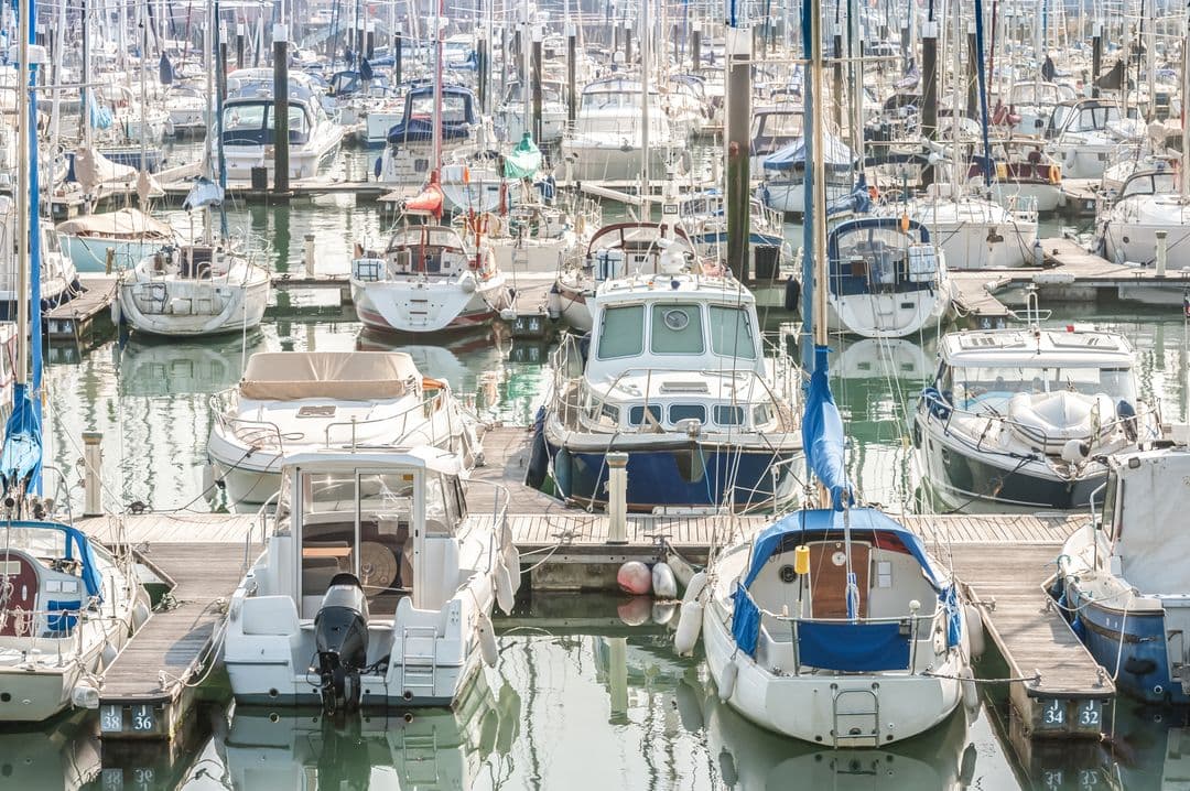 Energy management in marinas